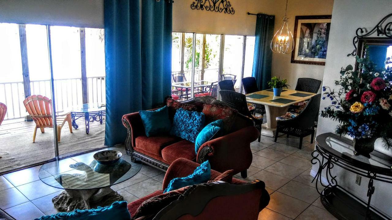 3000 Sq Ft Beach And Bay Condo St. Pete Beach Exteriör bild